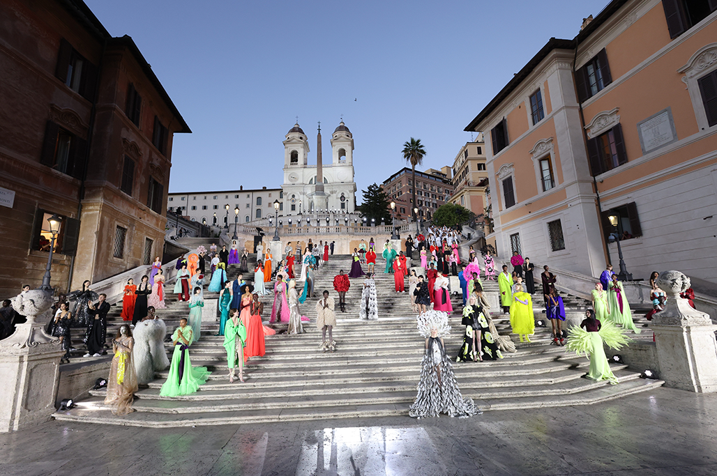 VALENTINO TE BEGINNING FINALE